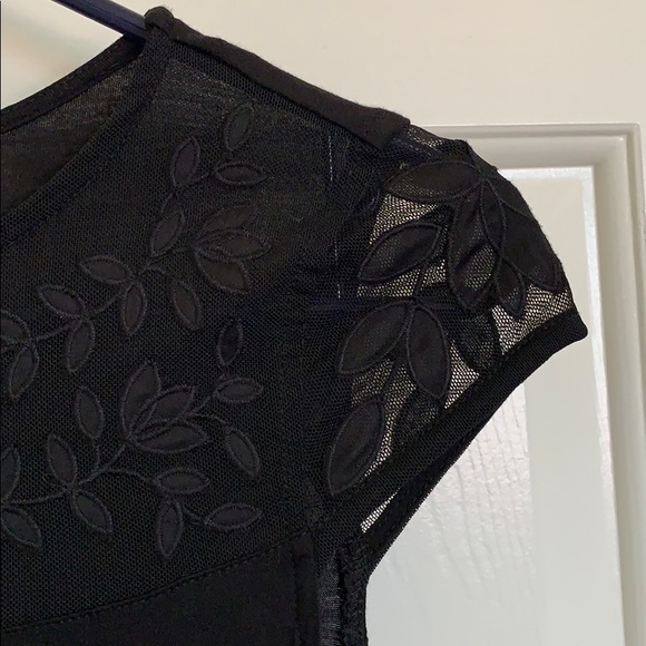 H&M Black T-Shirt Top XS Mesh Embroidery - Picture 4 of 12